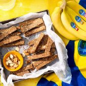 Pre Workout No-Bake Chiquita Banana Nut Diamond Protein Bars