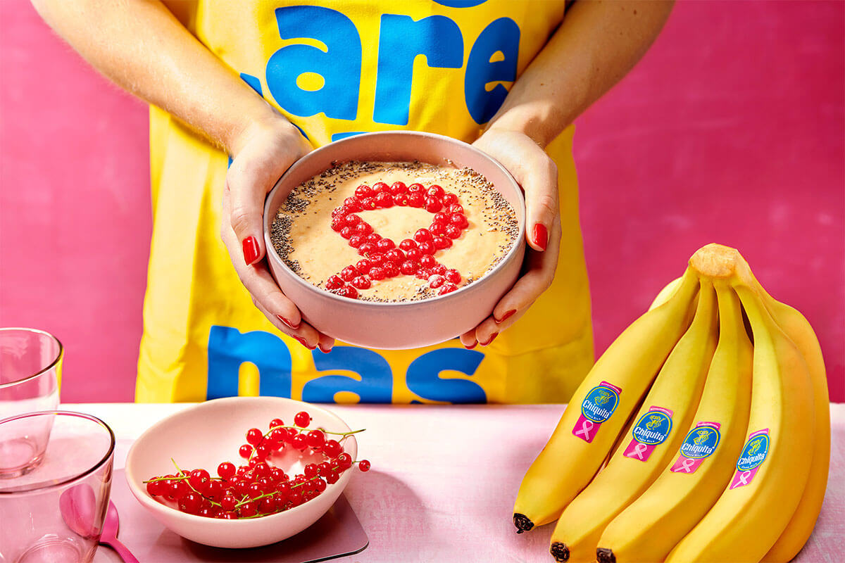 Smoothie bowl avec banane Chiquita, mangue et ananas