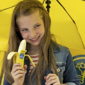 Chiquita peint le monde en jaune dans sa dernière campagne