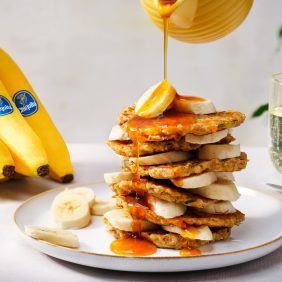 Crêpes aux bananes, courgettes et carottes faites avec des restes