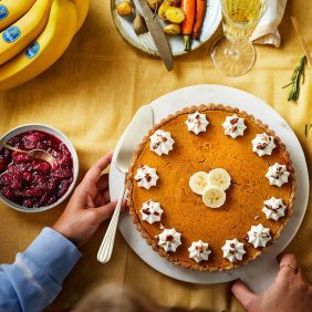 Tarte à la citrouille et à la banane avec croûte aux graham crackers