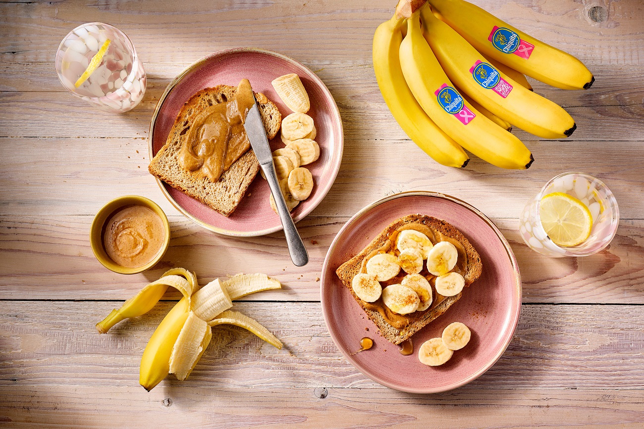 Pain grillé à la banane et aux noix de Chiquita